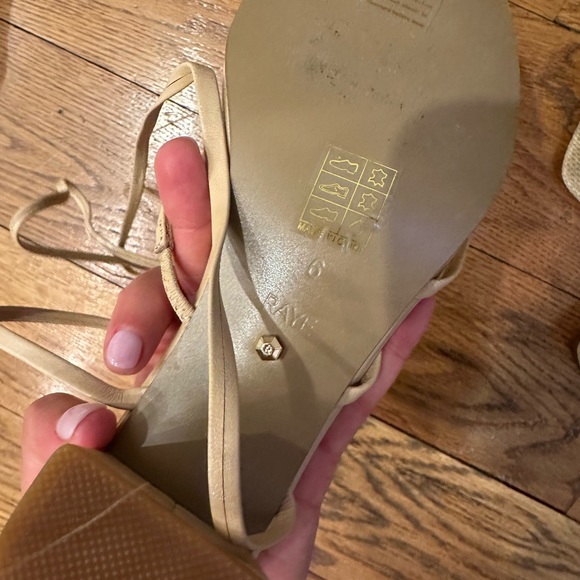 Raye Syrah nude heel size 6 worn once - Picture 3 of 3